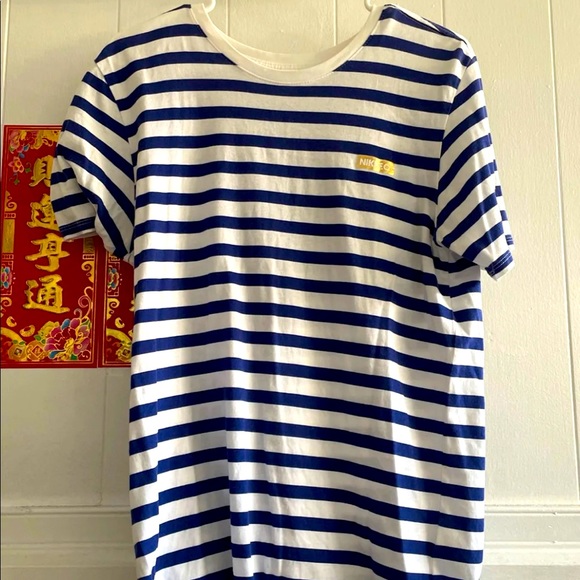 Nike - Picture 1 of 4